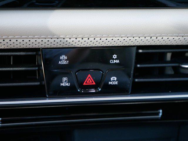new 2025 Volkswagen Atlas car, priced at $45,045