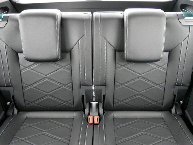 new 2025 Volkswagen Atlas car, priced at $44,713