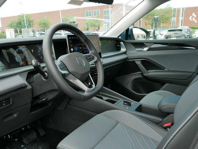 new 2025 Volkswagen Tiguan car, priced at $35,014