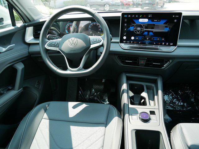 new 2025 Volkswagen Tiguan car, priced at $33,814