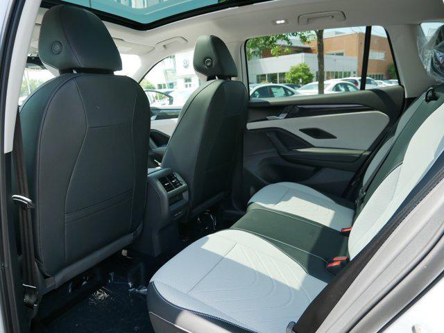 new 2025 Volkswagen Tiguan car, priced at $37,764