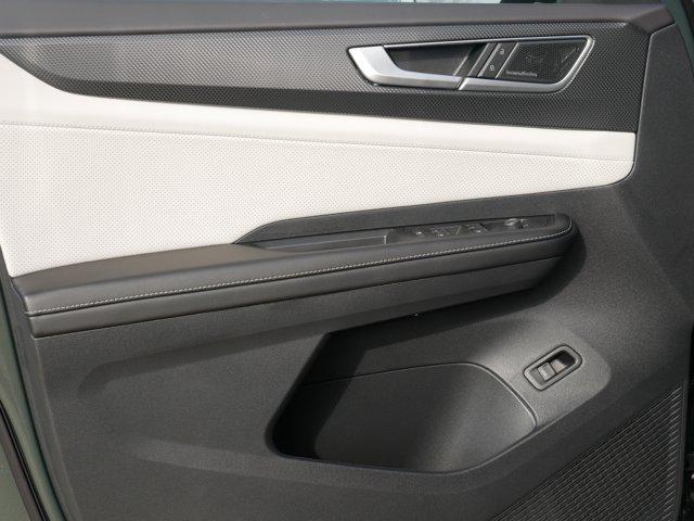 new 2026 Volkswagen Atlas Cross Sport car, priced at $56,913