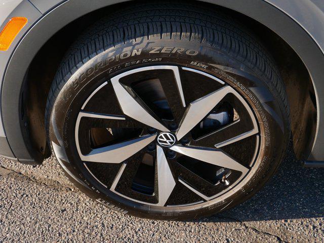 used 2023 Volkswagen ID.4 car, priced at $25,475