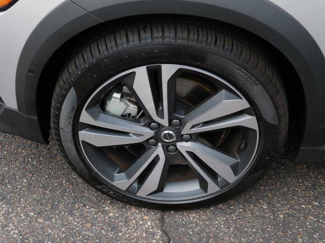 used 2025 Volvo V60 Cross Country car, priced at $41,975