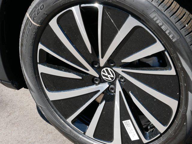 new 2025 Volkswagen ID.4 car, priced at $43,066