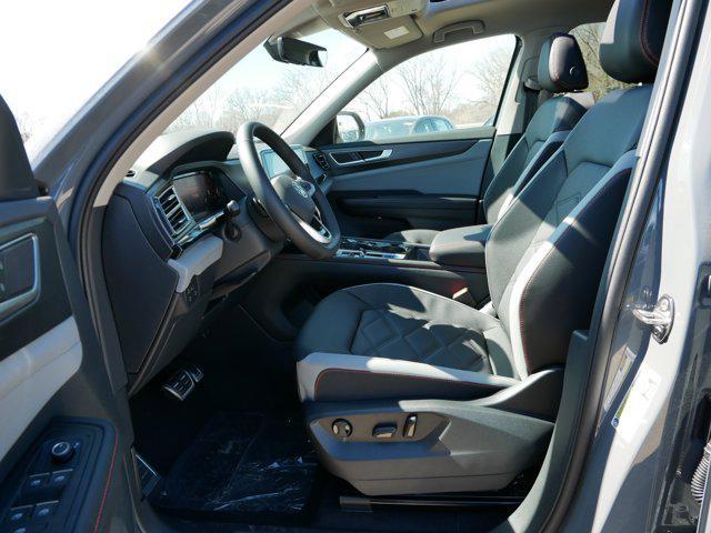 new 2025 Volkswagen Atlas car, priced at $47,129