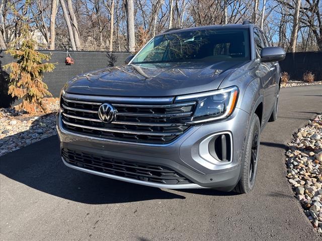 new 2025 Volkswagen Atlas car, priced at $44,010