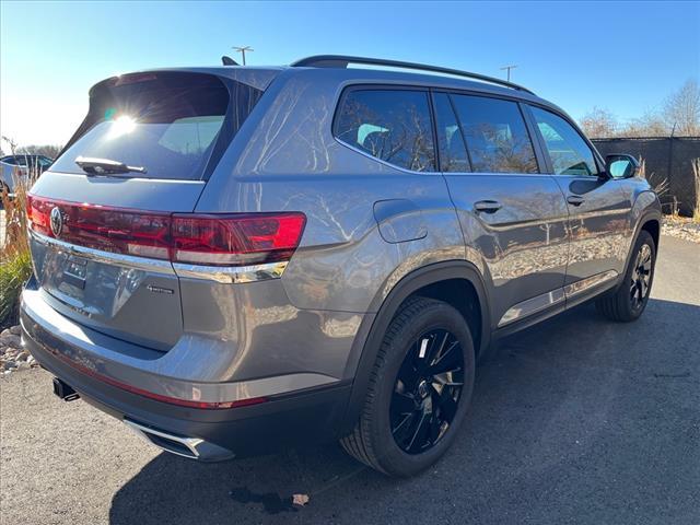 new 2025 Volkswagen Atlas car, priced at $44,010