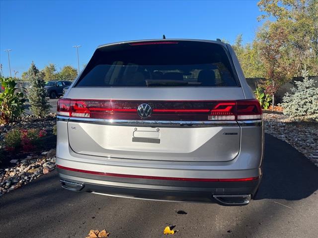 new 2024 Volkswagen Atlas car, priced at $40,668