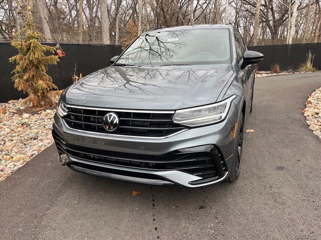 new 2024 Volkswagen Tiguan car, priced at $33,246