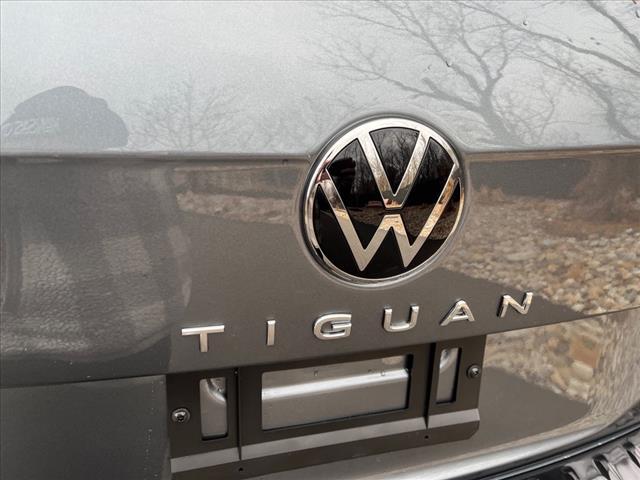 new 2024 Volkswagen Tiguan car, priced at $33,246