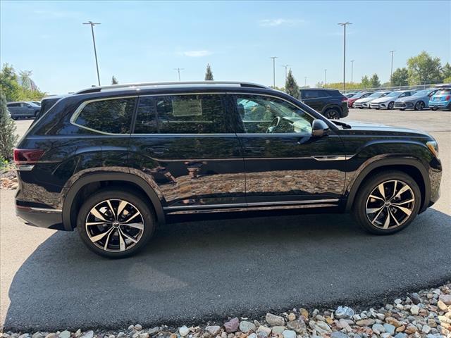new 2026 Volkswagen Atlas car, priced at $57,831
