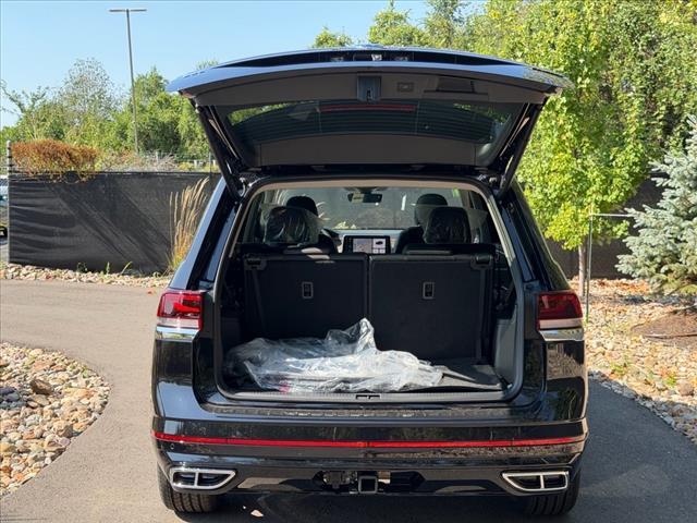 new 2026 Volkswagen Atlas car, priced at $57,831