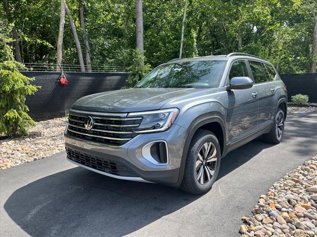 new 2024 Volkswagen Atlas car, priced at $40,709