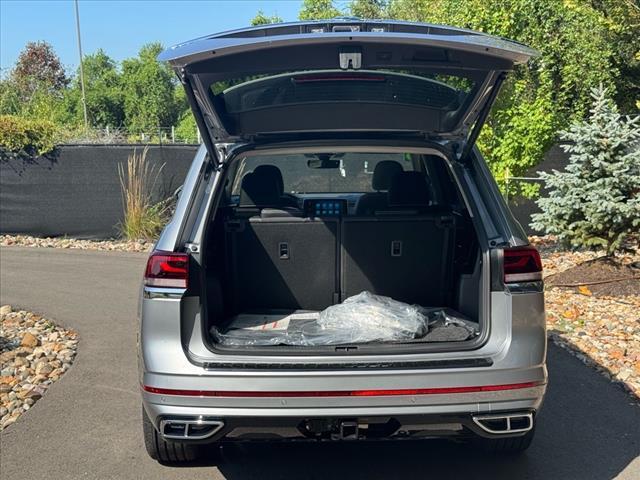 new 2026 Volkswagen Atlas car, priced at $57,831