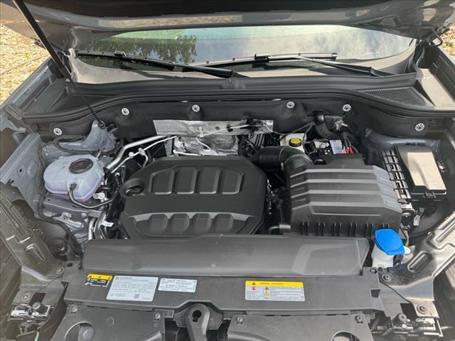 new 2025 Volkswagen Atlas car, priced at $46,031