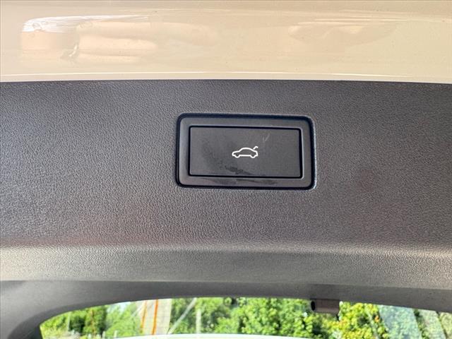 new 2025 Volkswagen Tiguan car, priced at $36,770