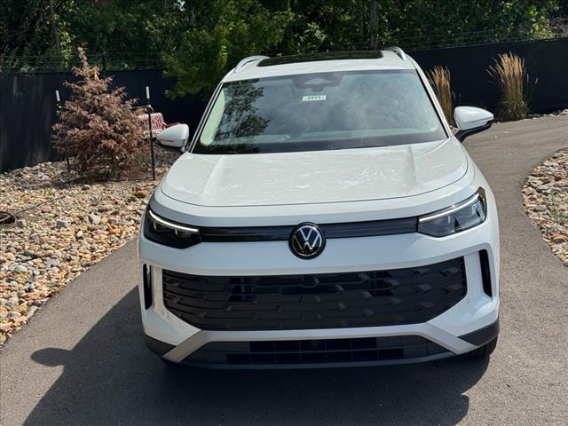 new 2025 Volkswagen Tiguan car, priced at $36,770
