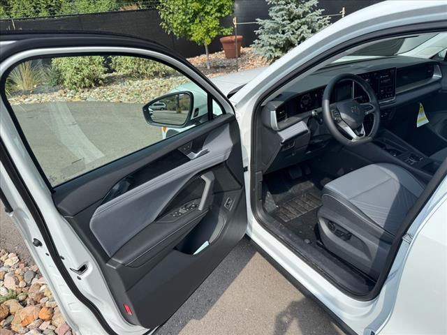 new 2025 Volkswagen Tiguan car, priced at $36,770