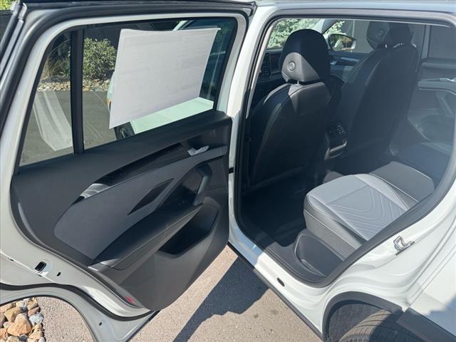 new 2025 Volkswagen Tiguan car, priced at $36,770