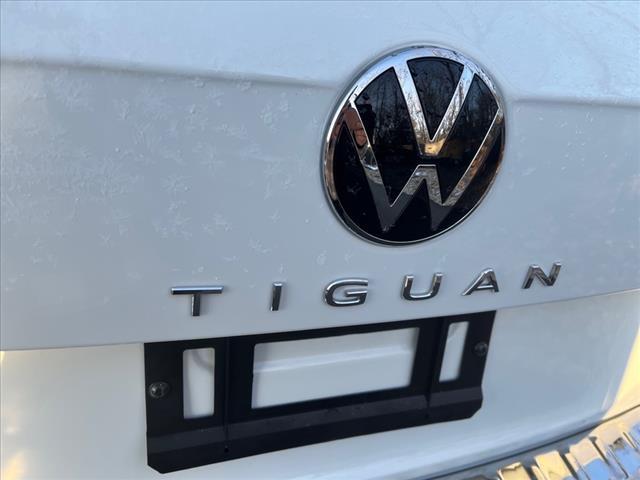 new 2024 Volkswagen Tiguan car, priced at $30,850