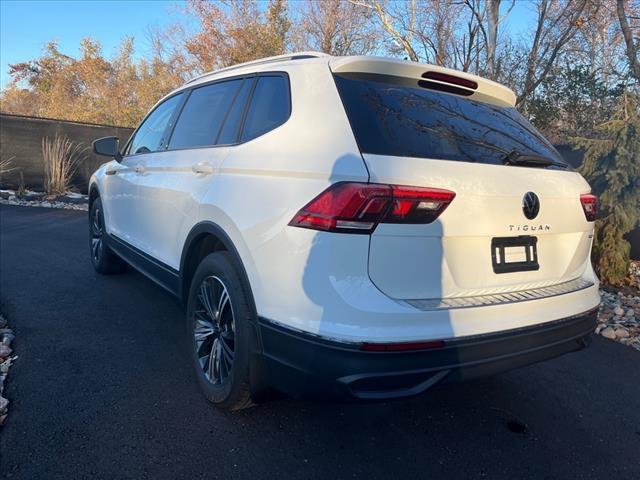 new 2024 Volkswagen Tiguan car, priced at $30,850