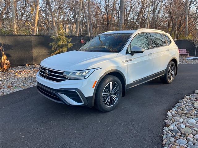 new 2024 Volkswagen Tiguan car, priced at $30,850