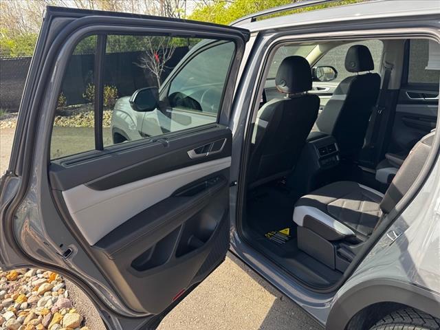 new 2025 Volkswagen Atlas car, priced at $45,226