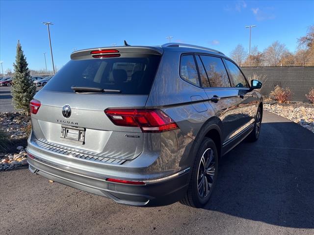 new 2024 Volkswagen Tiguan car, priced at $30,688