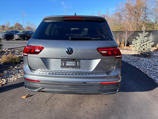 new 2024 Volkswagen Tiguan car, priced at $30,688