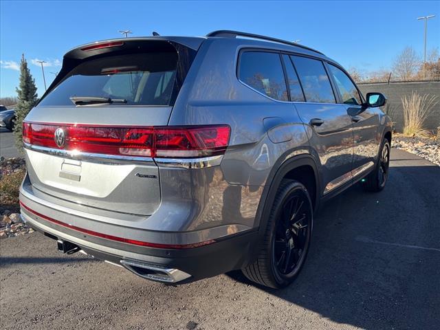 new 2025 Volkswagen Atlas car, priced at $42,115