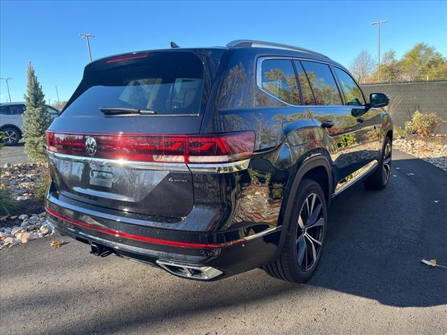 new 2025 Volkswagen Atlas car, priced at $53,738