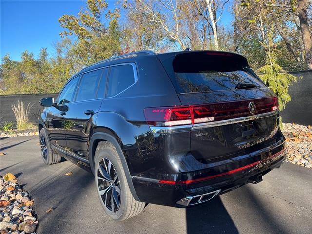 new 2025 Volkswagen Atlas car, priced at $53,738