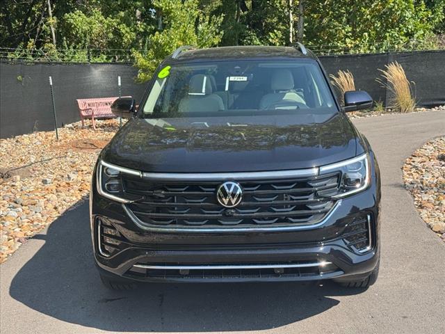 new 2026 Volkswagen Atlas car, priced at $57,136