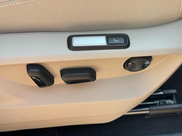 new 2026 Volkswagen Atlas car, priced at $57,136