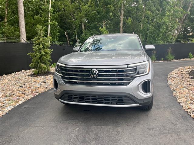 new 2024 Volkswagen Atlas car, priced at $45,113