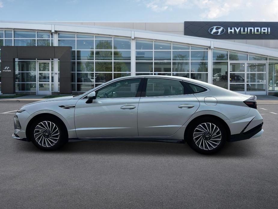 new 2025 Hyundai Sonata Hybrid car, priced at $38,613