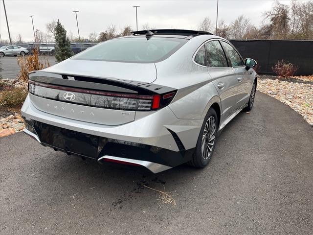 new 2025 Hyundai Sonata Hybrid car, priced at $38,613