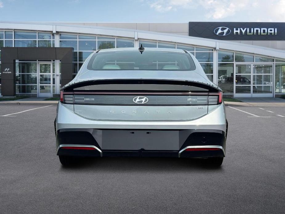 new 2025 Hyundai Sonata Hybrid car, priced at $38,613