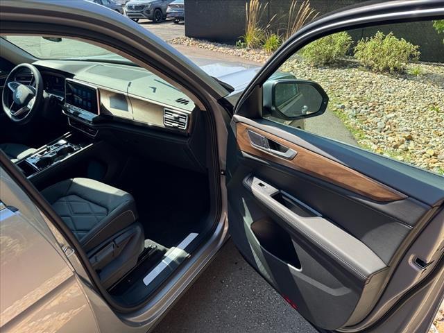 new 2026 Volkswagen Atlas car, priced at $48,731