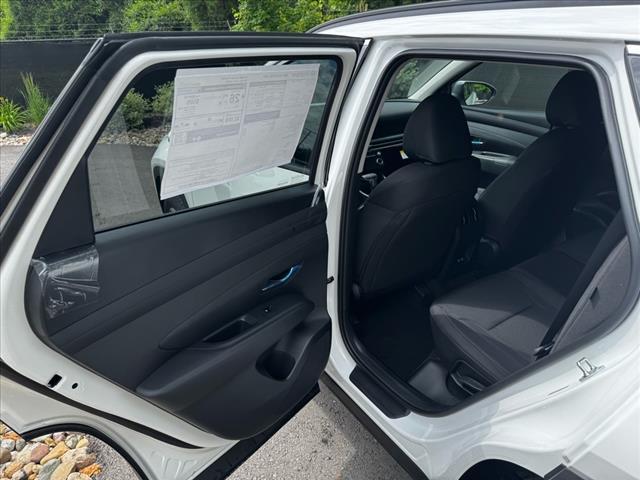 new 2025 Hyundai Tucson car, priced at $32,202
