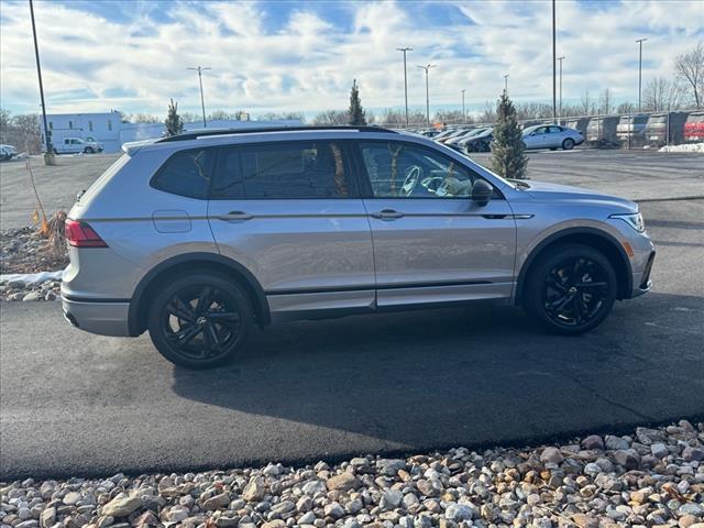 new 2024 Volkswagen Tiguan car, priced at $33,073