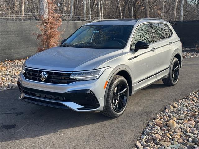 new 2024 Volkswagen Tiguan car, priced at $33,073