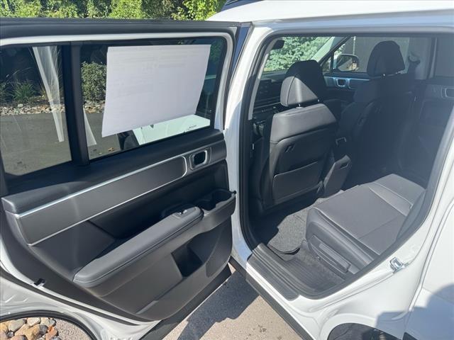 new 2026 Hyundai SANTA FE HEV car, priced at $38,088