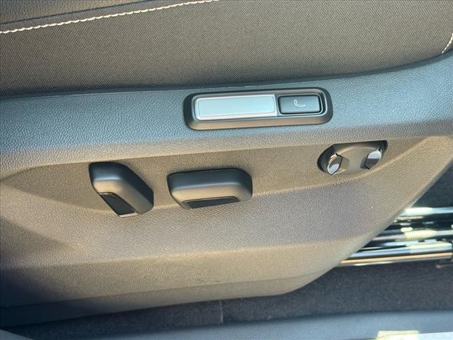 new 2026 Volkswagen Atlas car, priced at $58,286