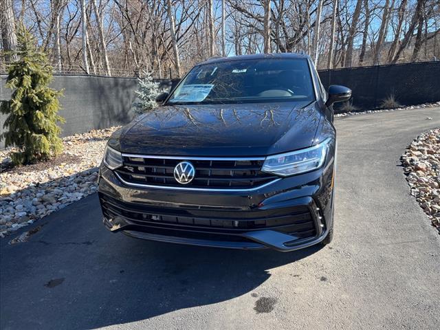 new 2024 Volkswagen Tiguan car, priced at $35,409