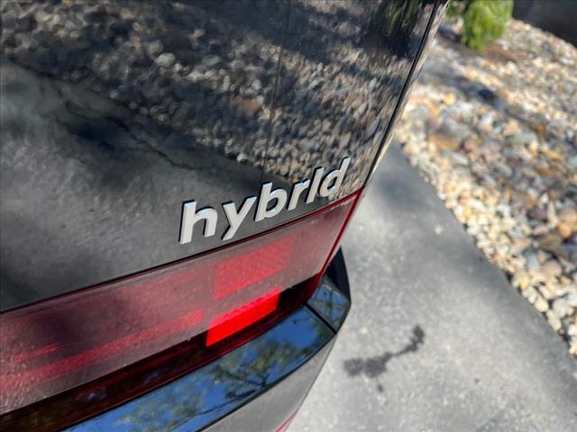 new 2024 Hyundai Santa Fe HEV car, priced at $44,917