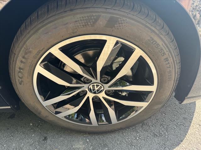 new 2025 Volkswagen Jetta car, priced at $27,604
