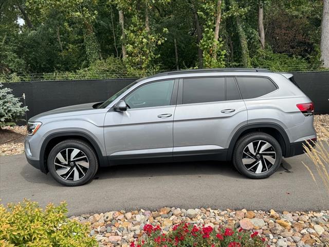 new 2026 Volkswagen Atlas car, priced at $49,336