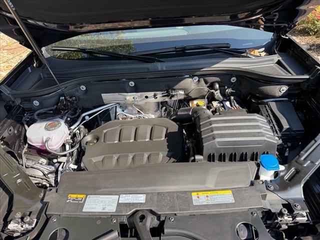 new 2026 Volkswagen Atlas Cross Sport car, priced at $48,989